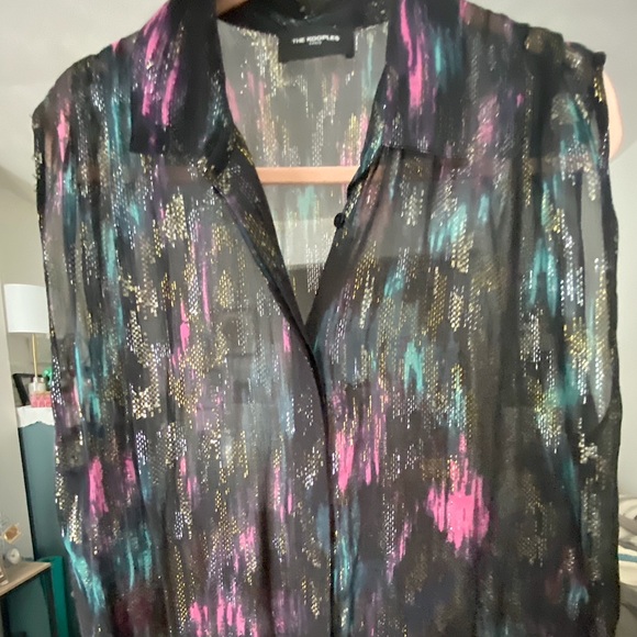 The KOOPLES Sleeveless shirt with epaulettes, embroidered with an Ikat print - Picture 8 of 12